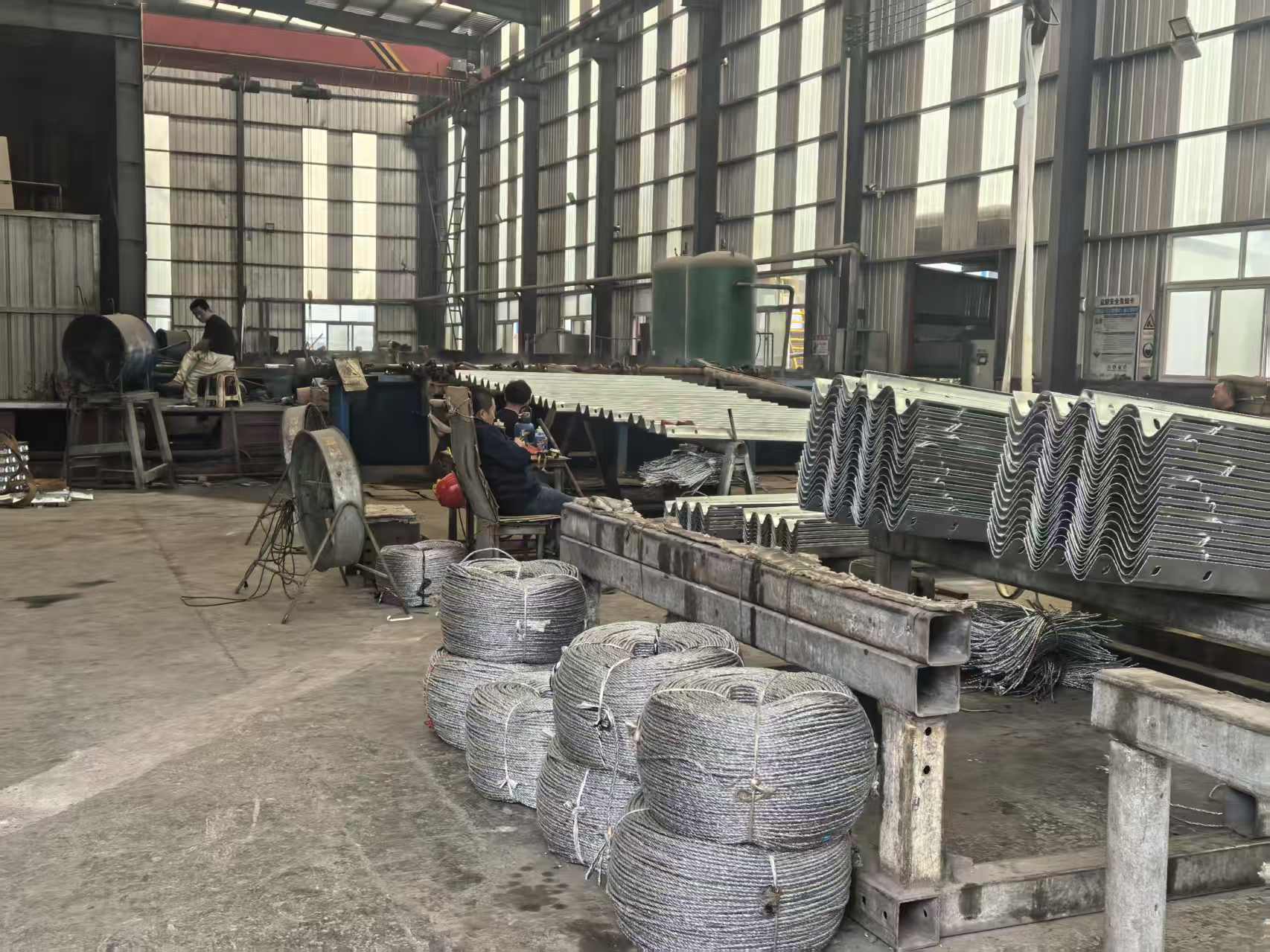 宿州市波形护栏板三波波形护栏 - 方案